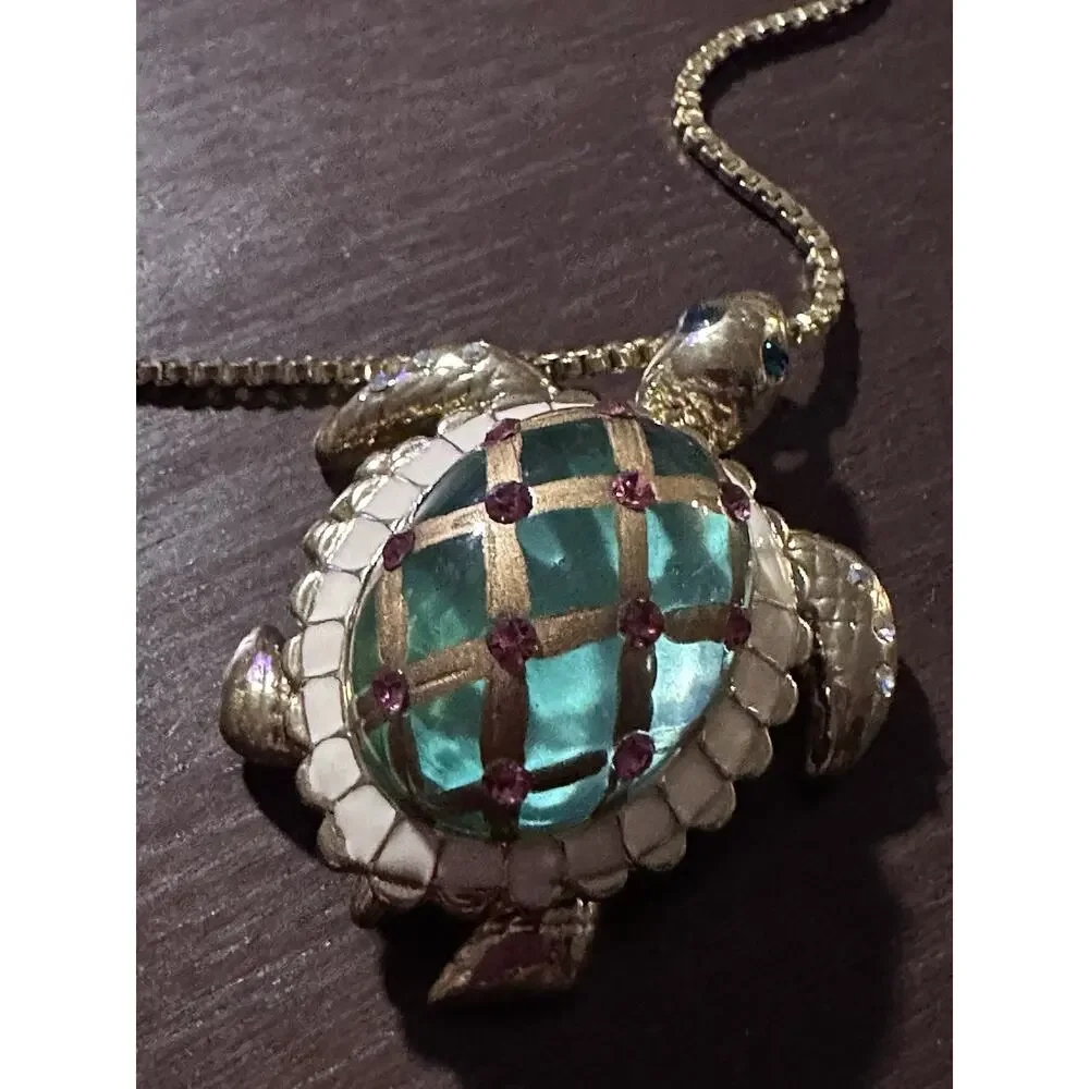 vtg BETSEY JOHNSON Turtle pendant Locket necklace Gold Tone Rhinestones
